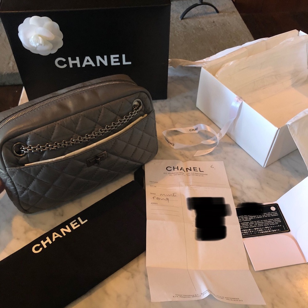 COPY - Authentic Chanel reissue camera bag
